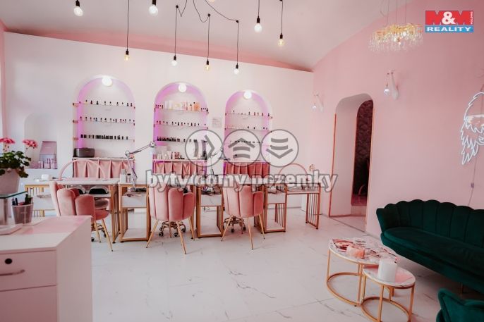 Prodej, Obchod a služby, Náchod