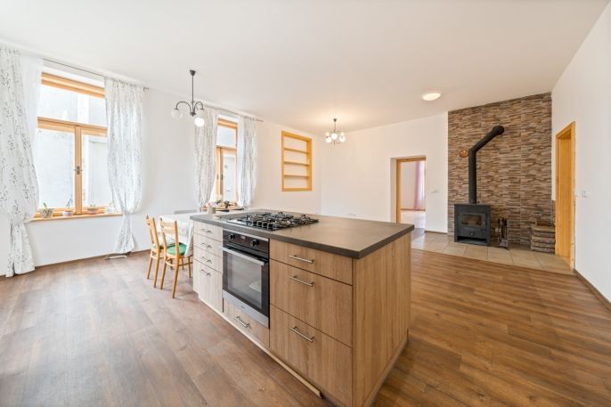 Prodej, Byt 3+kk, Nová Bystřice