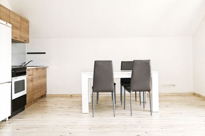 Pronájem, Byt 2+kk, Karlovy Vary