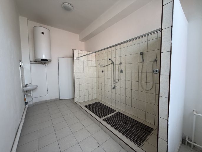 Pronájem, Obchod a služby, Karviná