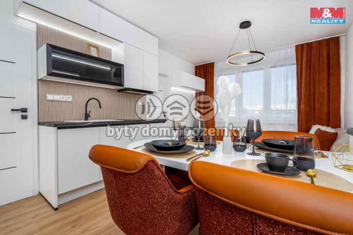 Prodej, Byt 3+kk, 52 m², Hradec Králové, třída SNP