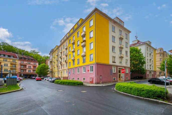 Prodej, Byt 1+1, Karlovy Vary