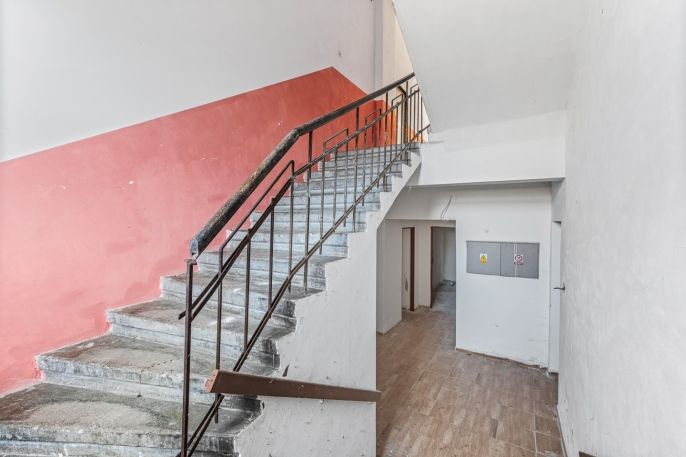 Prodej, Obchod a služby, Louny