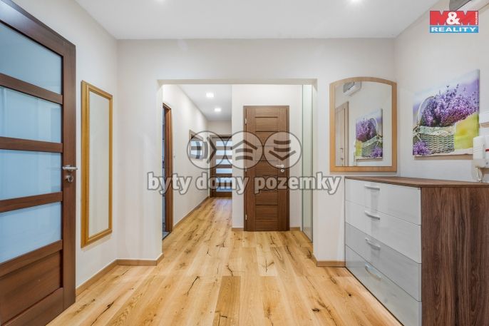 Prodej, Byt 4+1, Chlumec