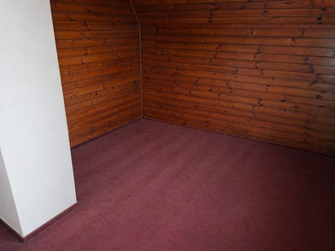 Prodej, Chata, Čtyřkoly