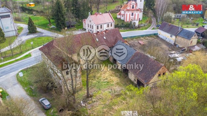 Prodej, Rodinný dům, 800 m², Dubá