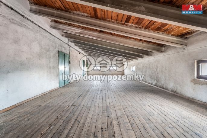 Prodej, Sklad, Křešice