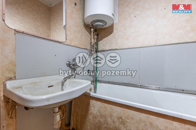 Prodej, Byt 3+1, Stráž