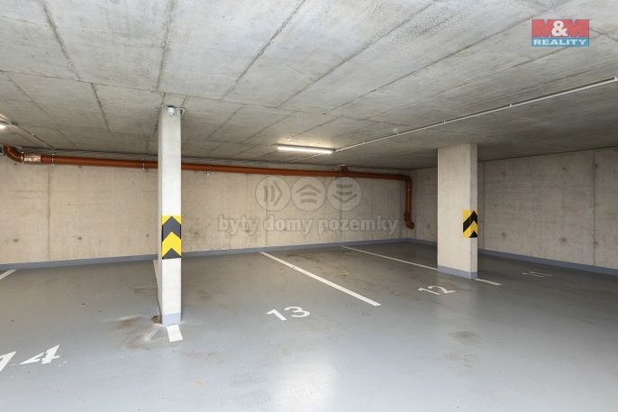 Pronájem, Obchod a služby, Pardubice