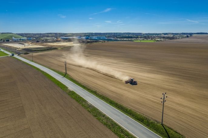 Prodej, Pole, Benátky nad Jizerou