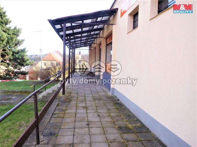 Prodej, Obchodní objekt, Měcholupy