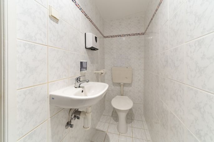 Prodej, Obchod a služby, Cheb