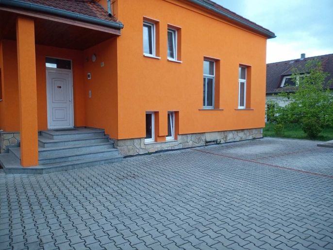 Pronájem, Byt 2+1, Líně