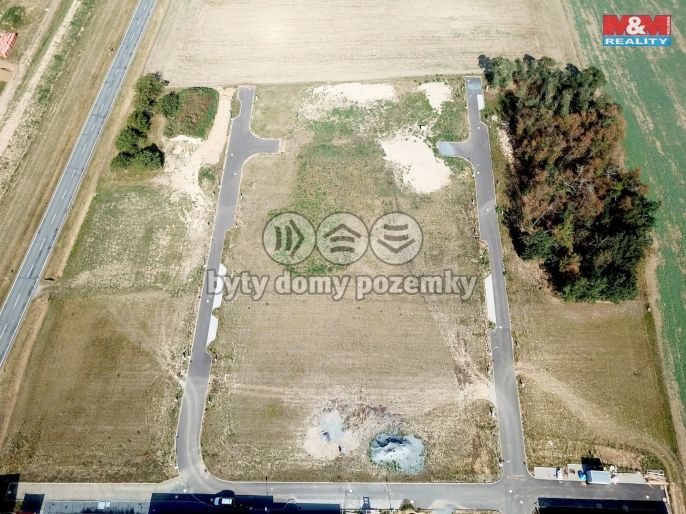 Pronájem, Komerční pozemky, Valeč