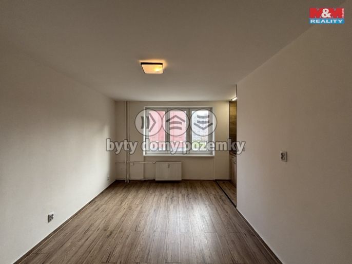 Pronájem, Byt 1+kk, Klášterec nad Ohří