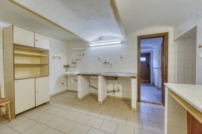 Prodej, Komerční pozemky, Vráž