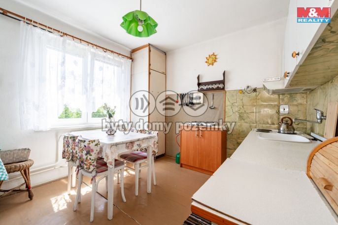 Prodej, Byt 3+1, Dešná