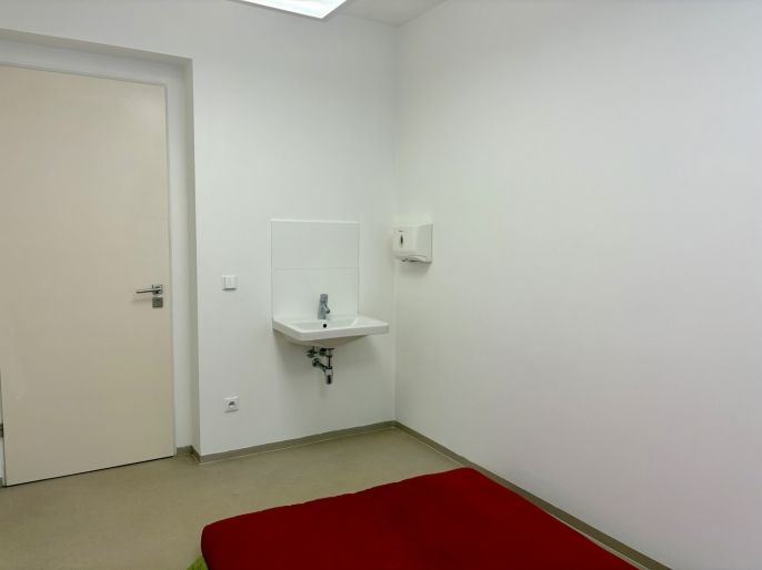 Pronájem, Obchod a služby, Pardubice