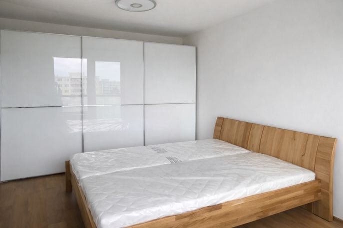 Pronájem, Byt 2+kk, Praha