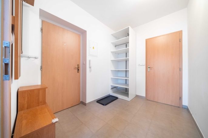 Pronájem, Byt 1+kk, Plzeň