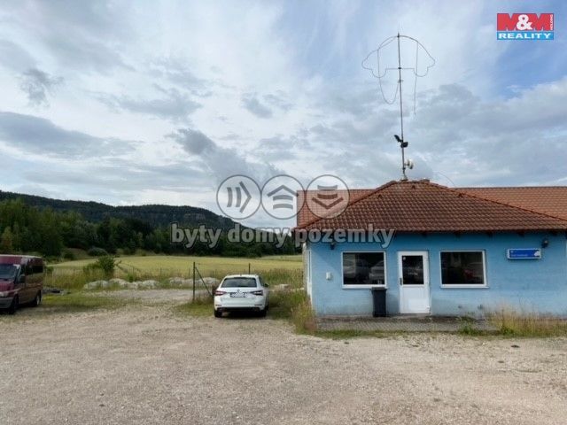 Prodej, Obchod a služby, Březina