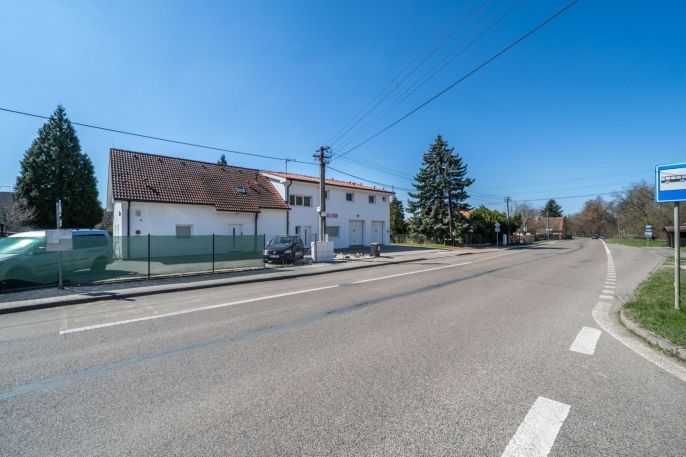 Pronájem, Byt 1+kk, Kamenný Újezd