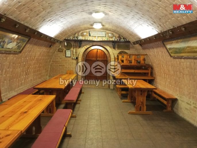 Prodej, Vinný sklep, Vacenovice