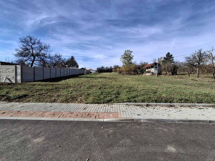 Prodej, Pozemek k bydlení, Hrušovany nad Jevišovkou