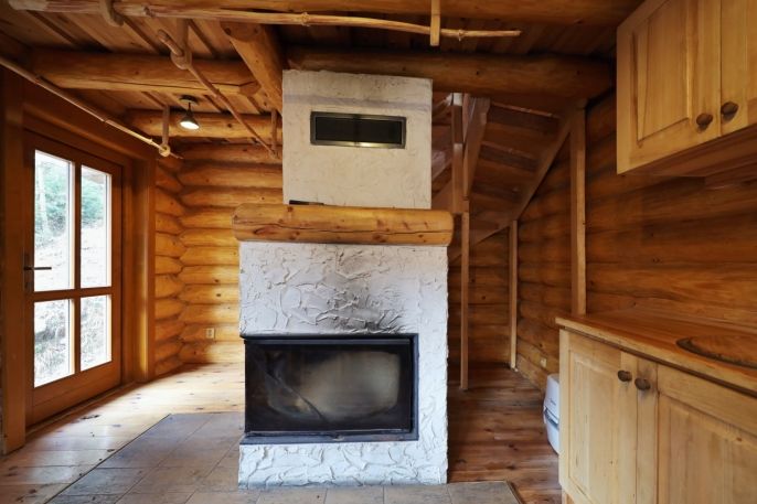 Prodej, Chata, Svépravice