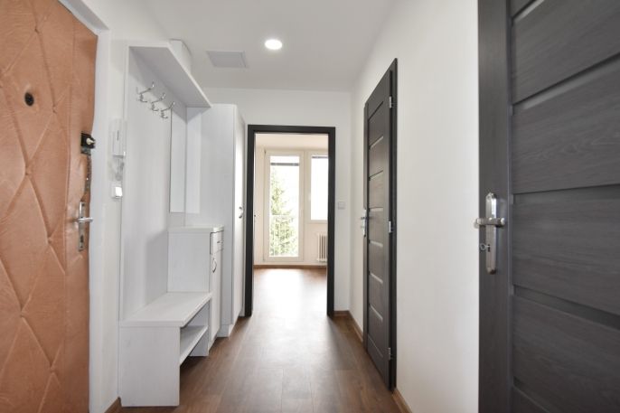 Pronájem, Byt 2+kk, Bělá pod Bezdězem