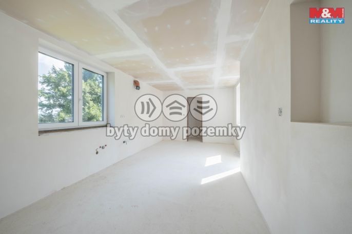 Prodej, Byt 4+1, Kladno