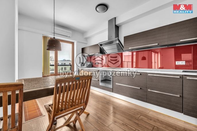 Pronájem, Byt 2+kk, Pardubice