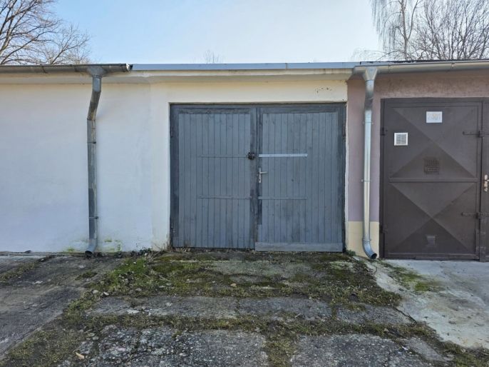 Pronájem, Garáž, Trmice