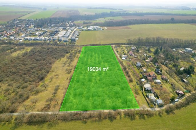 Prodej, Ovocný sad, Želešice