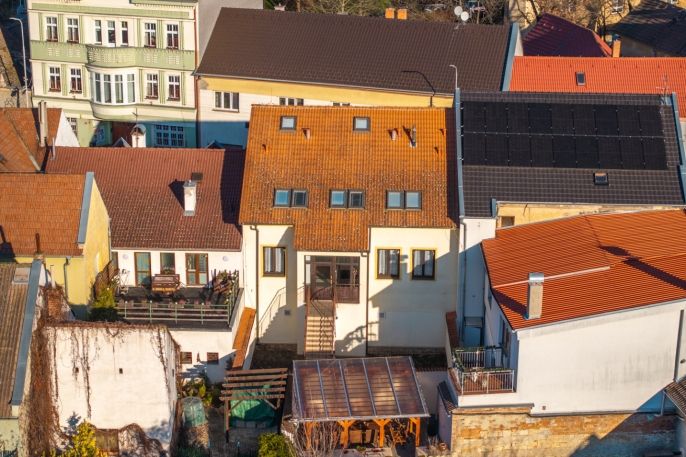 Prodej, Obchod a služby, Postoloprty