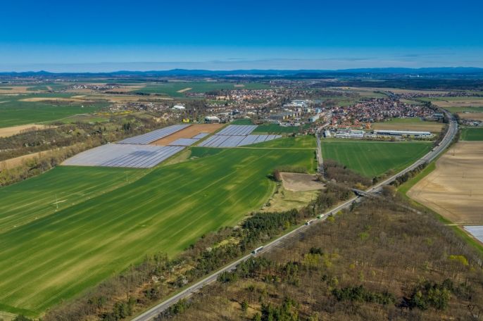 Prodej, Pole, Benátky nad Jizerou