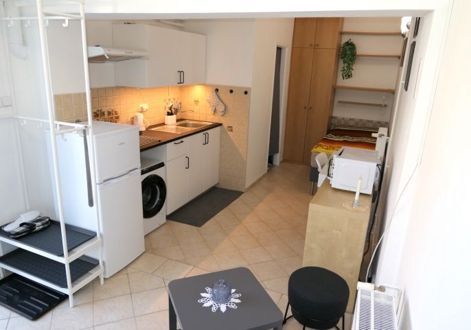 Pronájem, Byt 1+kk, Loděnice