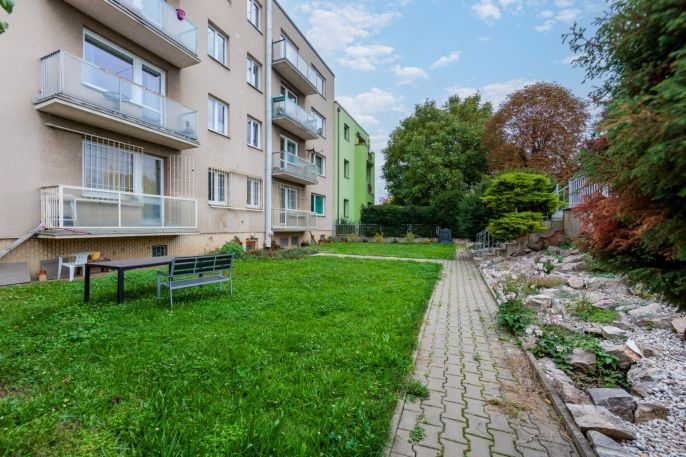 Pronájem, Byt 1+kk, Praha