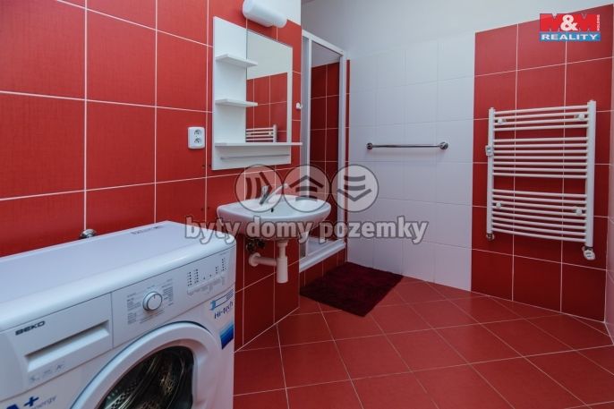 Pronájem, Byt 2+1, Pardubice