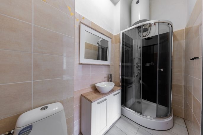 Prodej, Nájemní dům, Hroznětín