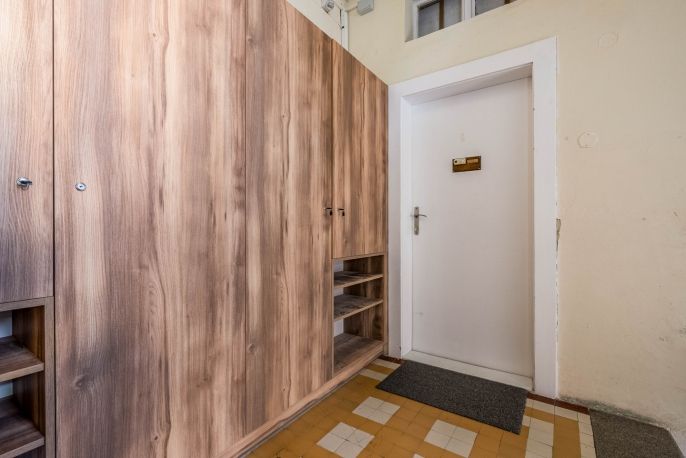 Prodej, Nájemní dům, Dymokury