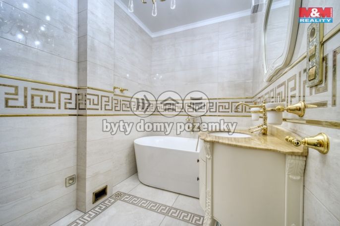 Prodej, Byt 4+1, Plzeň