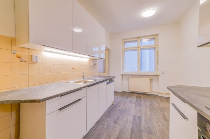 Prodej, Byt 4+1, Cheb