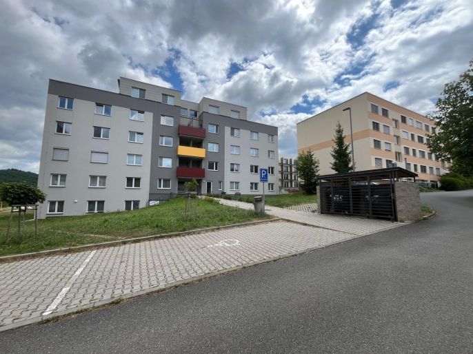Pronájem, Byt 2+kk, Jince