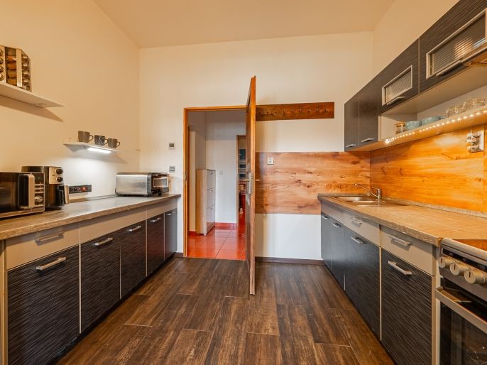 Prodej, Byt 3+kk, Kozmice