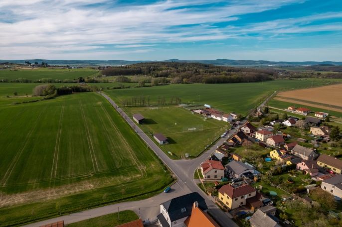 Prodej, Pozemek k bydlení, Podluhy