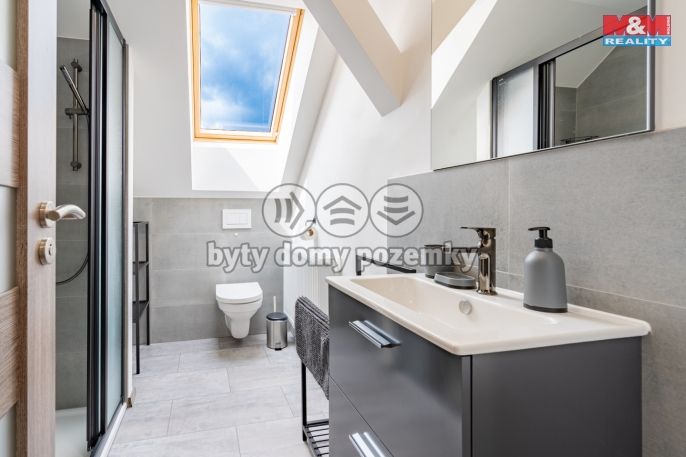 Pronájem, Atypický byt, Hoštice