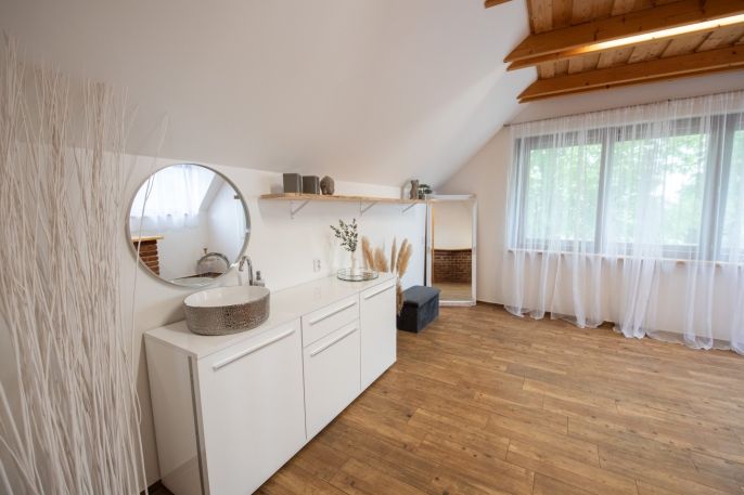 Pronájem, Obchod a služby, Hradec Králové
