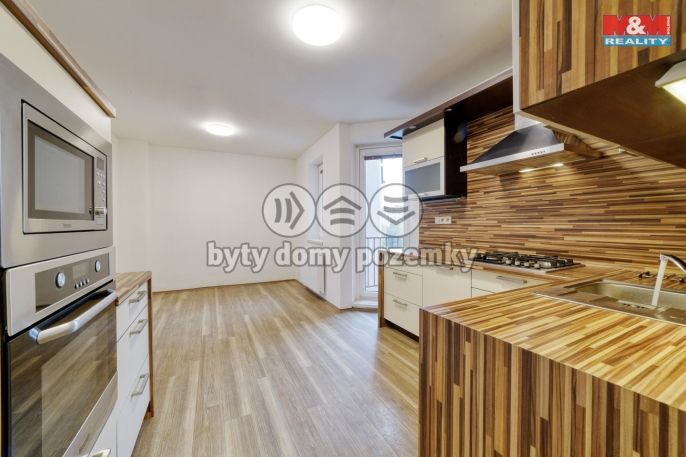 Prodej, Byt 4+1, Cheb