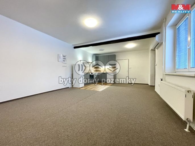 Pronájem, Byt 2+kk, Uhlířské Janovice